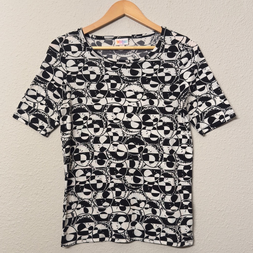 Womens LuLaRoe Disney Collection Nightmare Before Christmas Gigi Top Size S